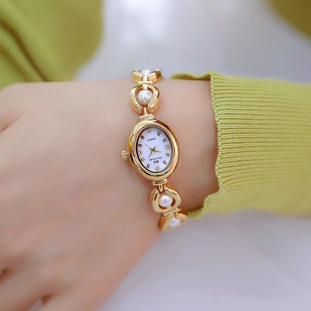 Pearlesque Wristwatch